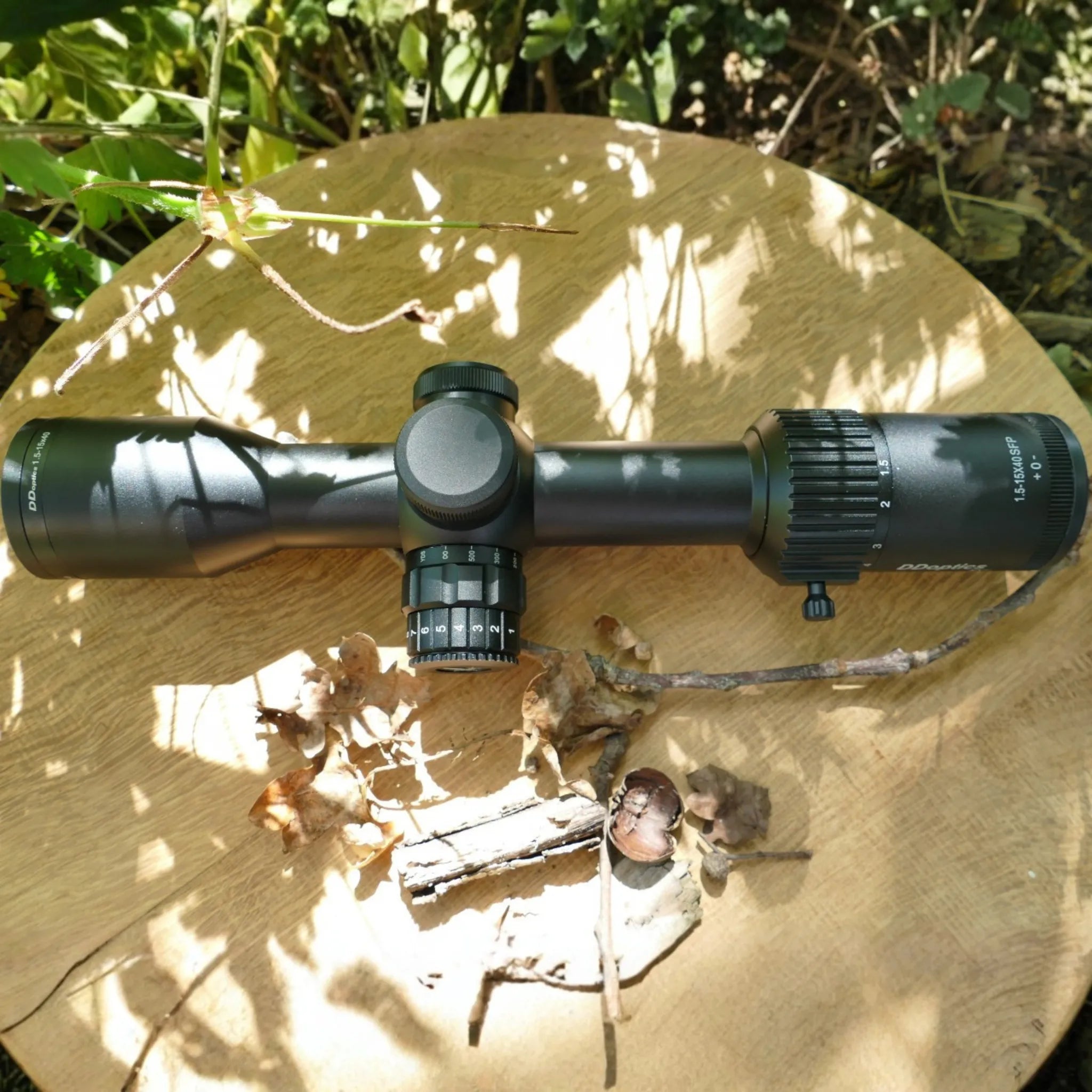 Taikiklis „DD Optics V10 1,5-15x40 NXT“