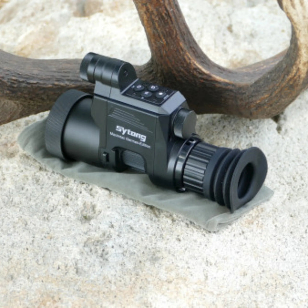 Naktinio matymo prietaisas „Sytong HT-66“